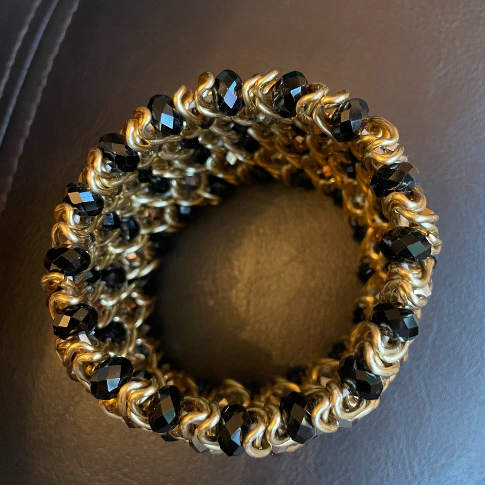 Black and Gold Beaded Stretch Bracelet